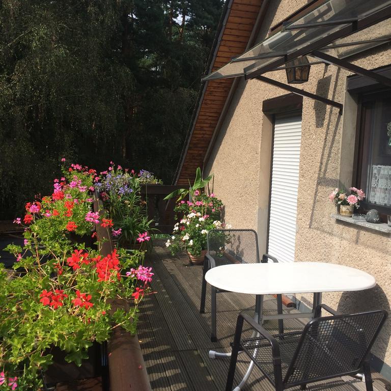 Ferienwohnung Gürth Kleinhennersdorf Exterior foto